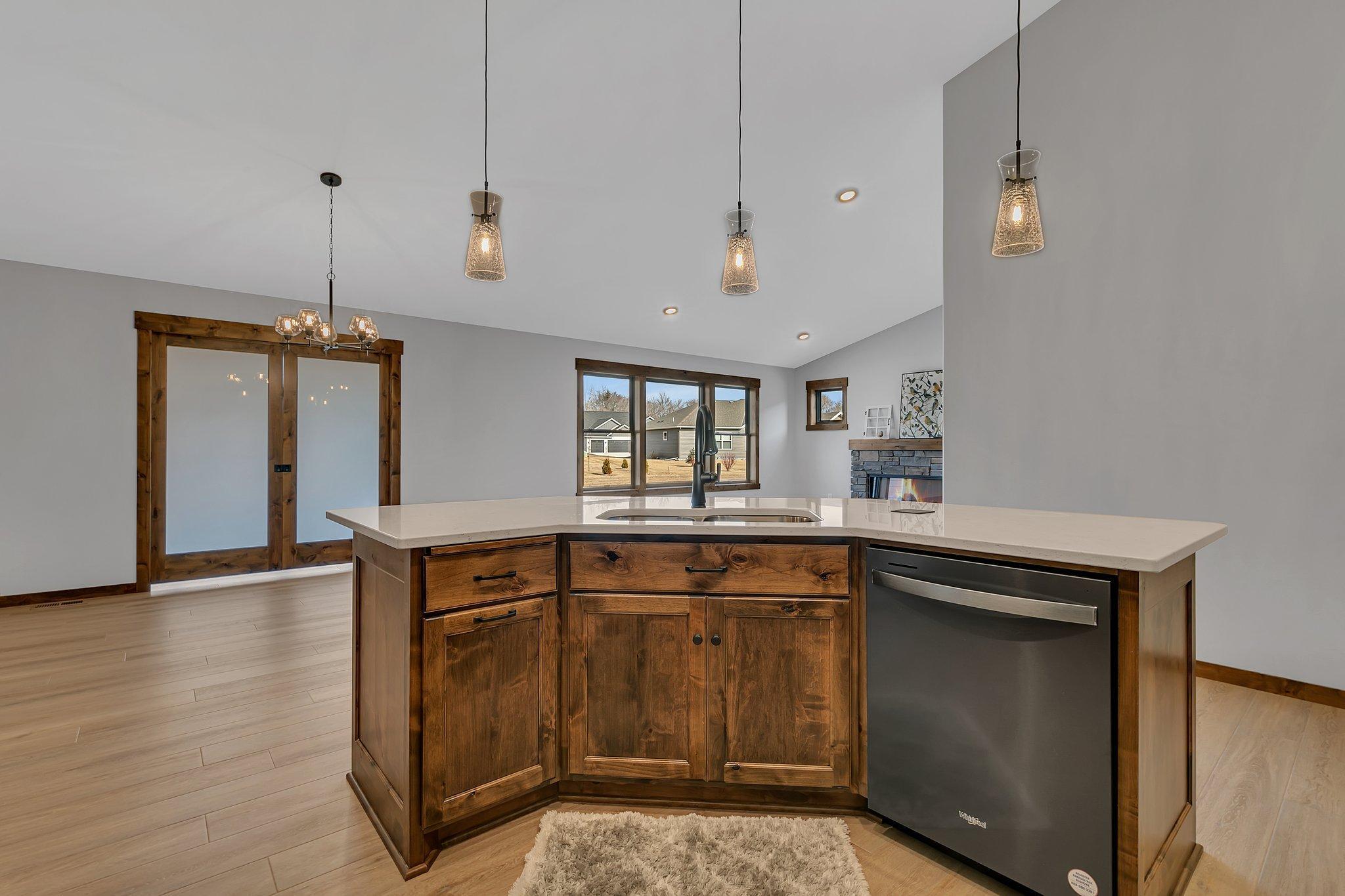 5851 Rivers Edge Drive, Saint Cloud, Minnesota image 4