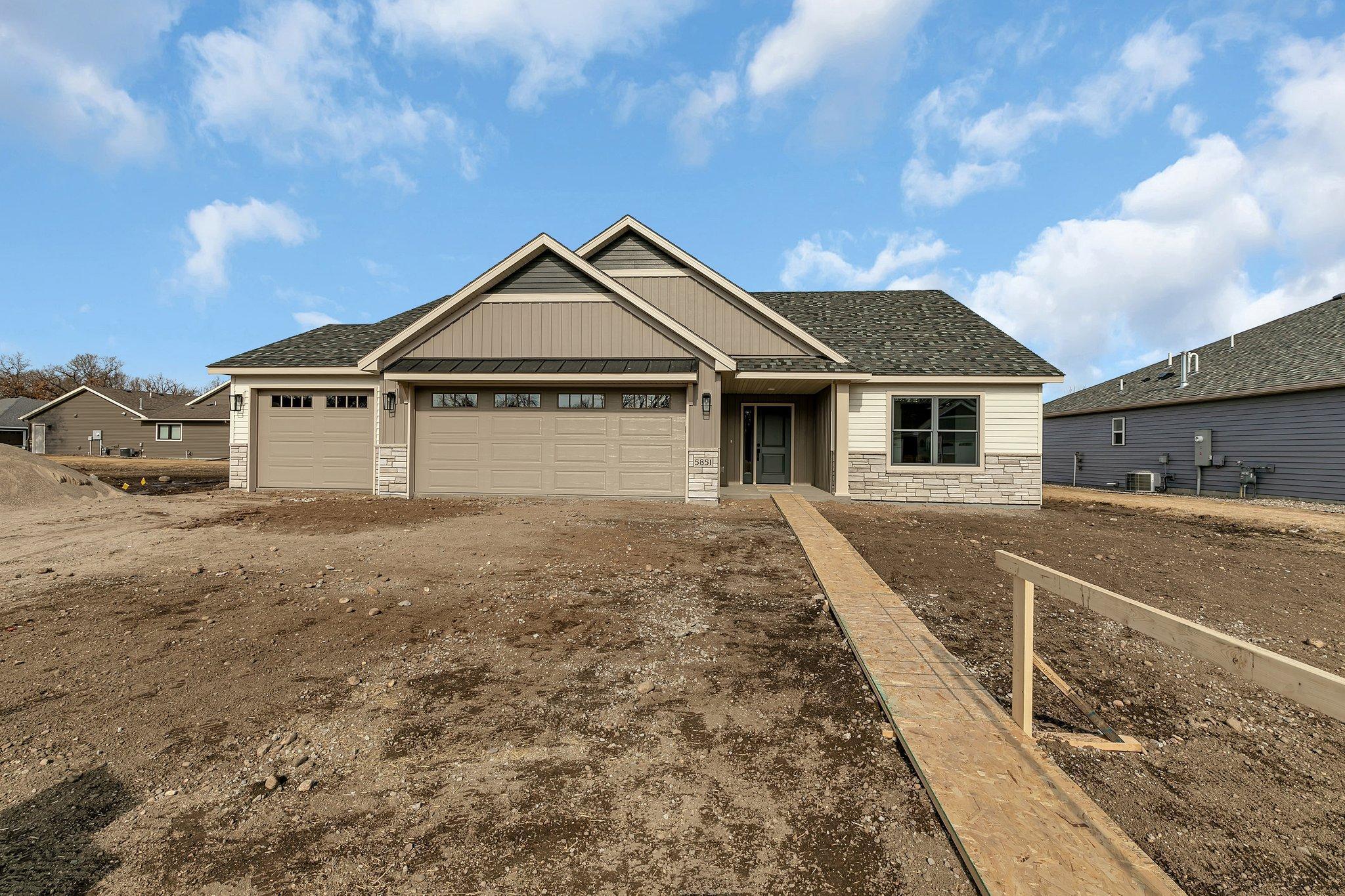 5851 Rivers Edge Drive, Saint Cloud, Minnesota image 1