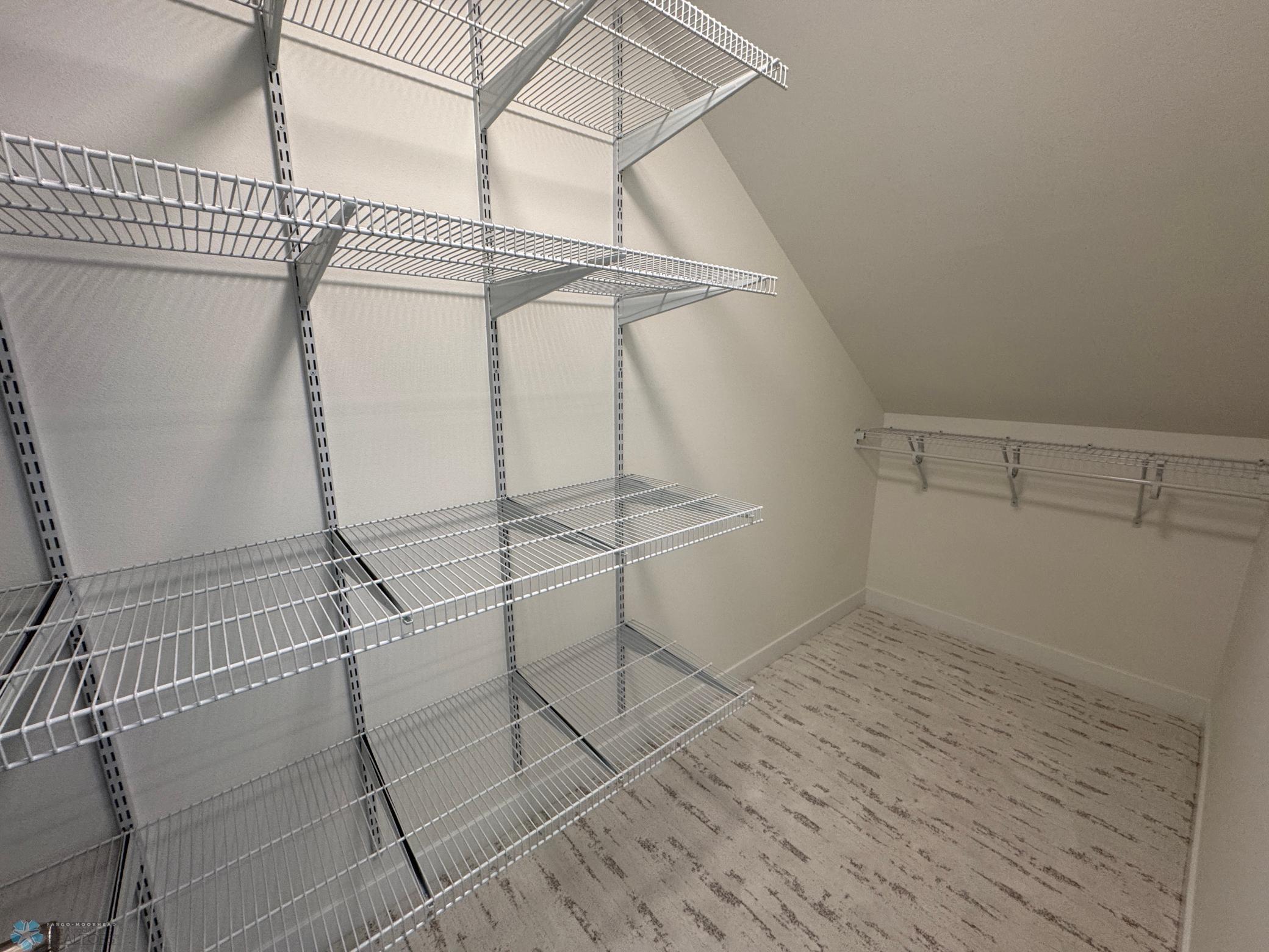 West Fargo, North Dakota 58078, United States, 3 Bedrooms Bedrooms, ,3 BathroomsBathrooms,Residential,Pending,121554