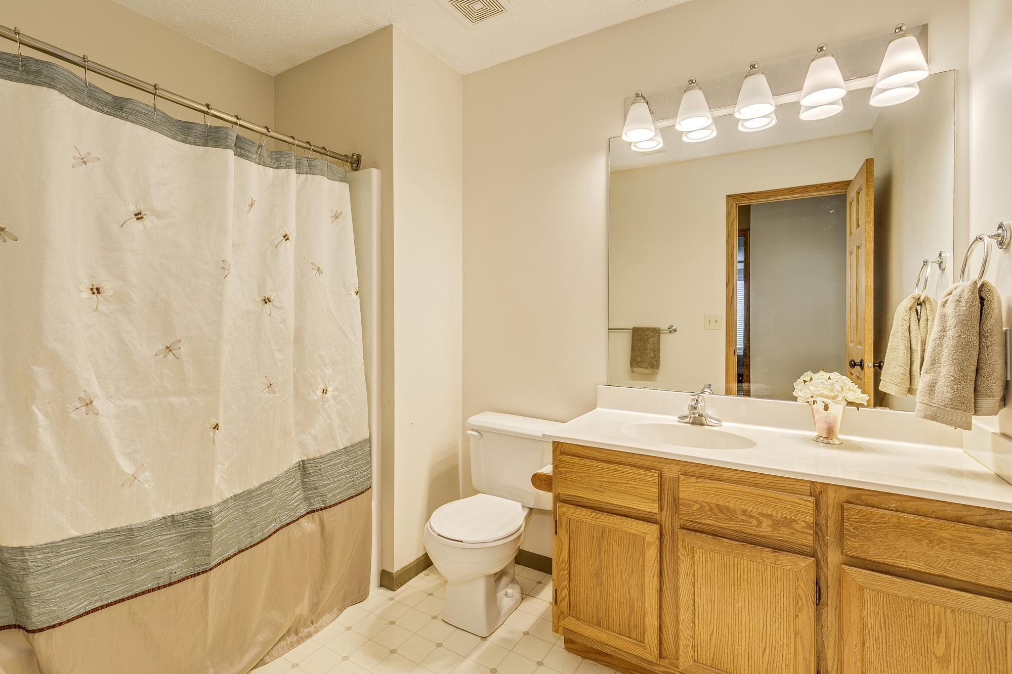 5555 E Fillmore Circle, Fridley, Minnesota image 19