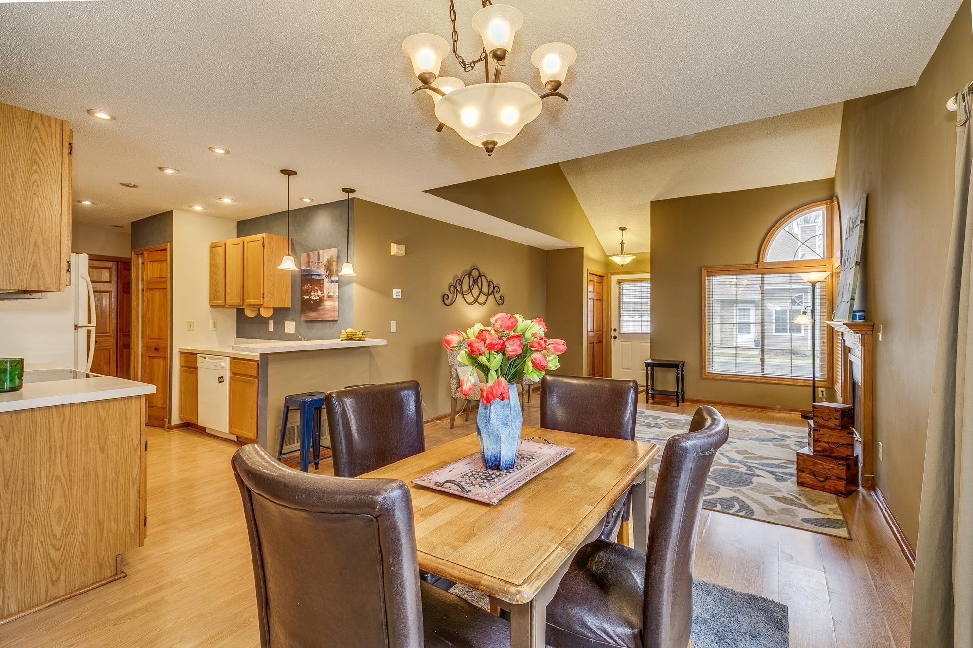 5555 E Fillmore Circle, Fridley, Minnesota image 1