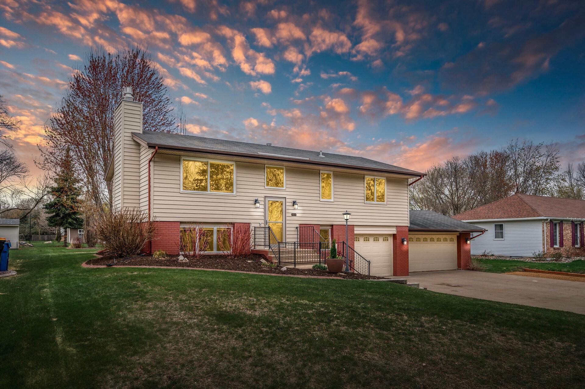 1028 Merritt Street, Shakopee, Minnesota image 1