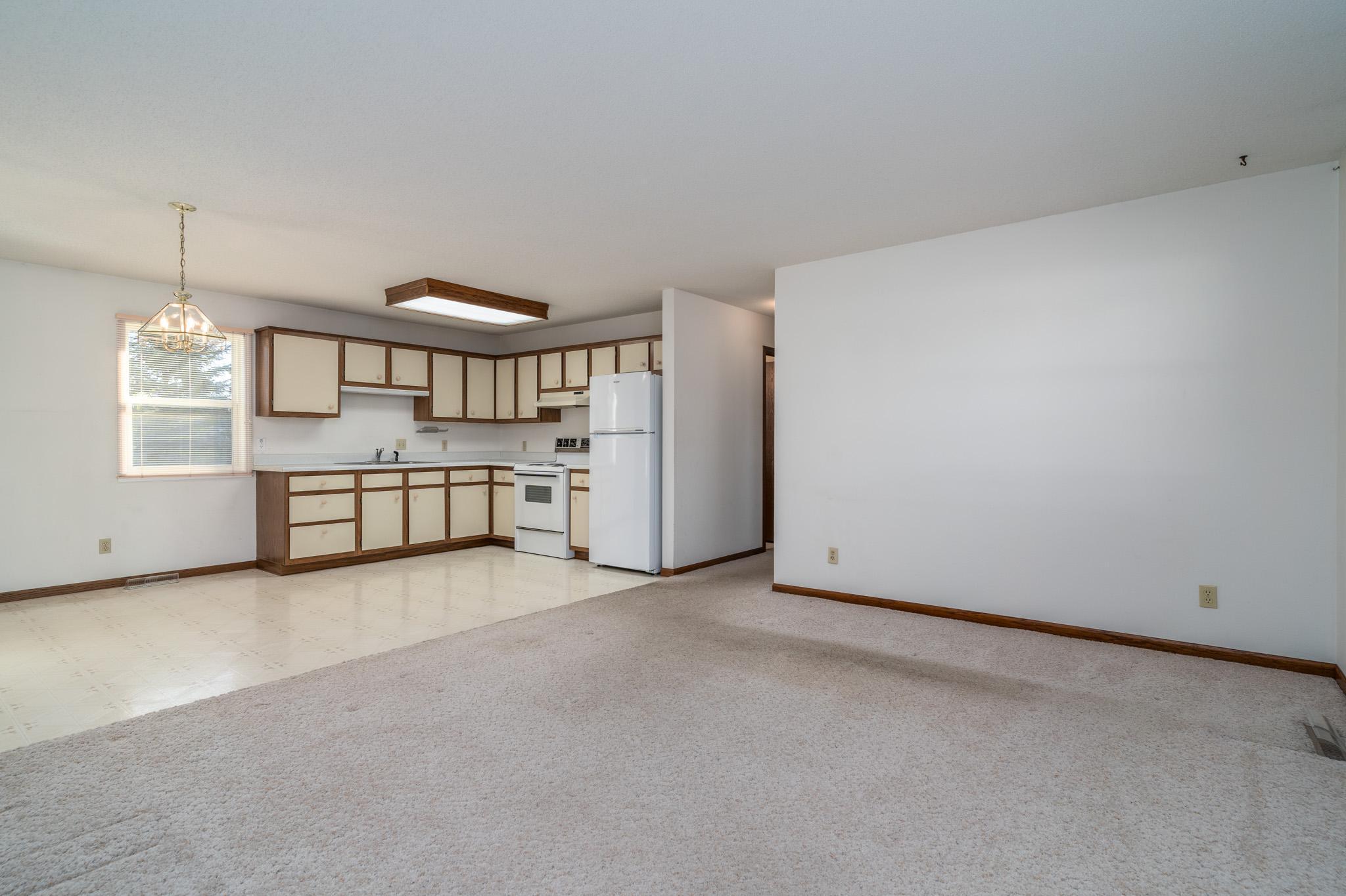 820 Lowell Street, Crookston, Minnesota image 3