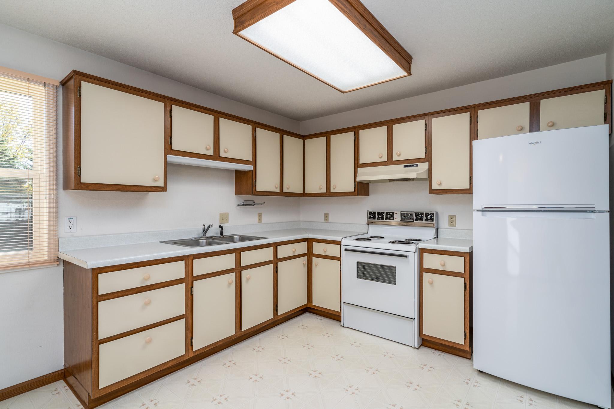 820 Lowell Street, Crookston, Minnesota image 6