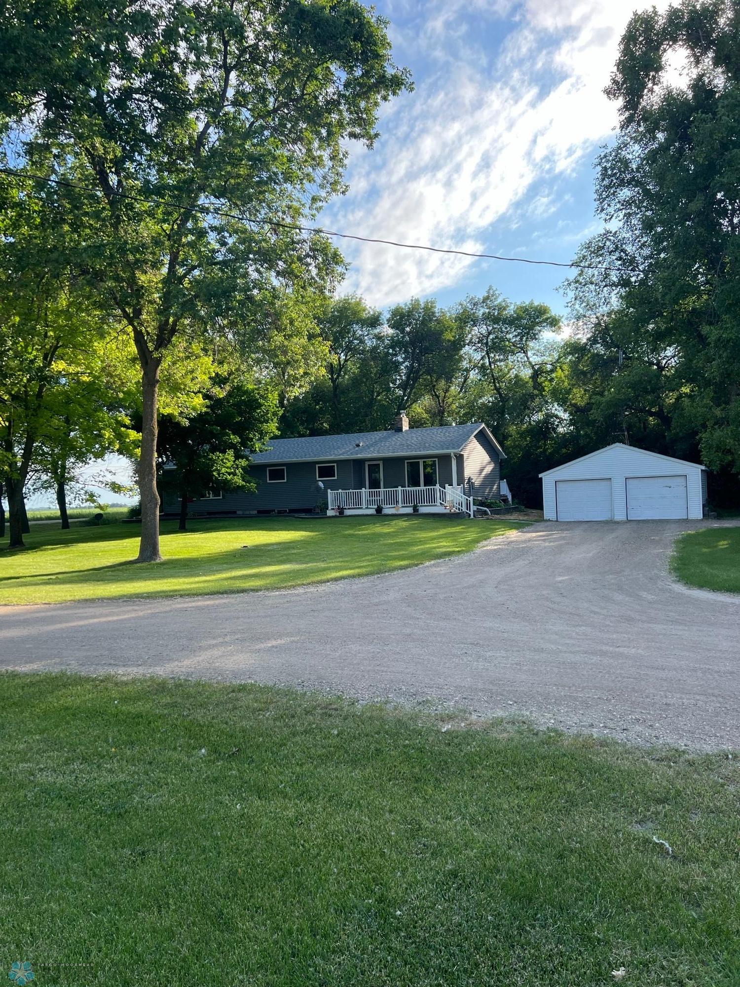 17765 89th Street, Wahpeton, North Dakota image 2