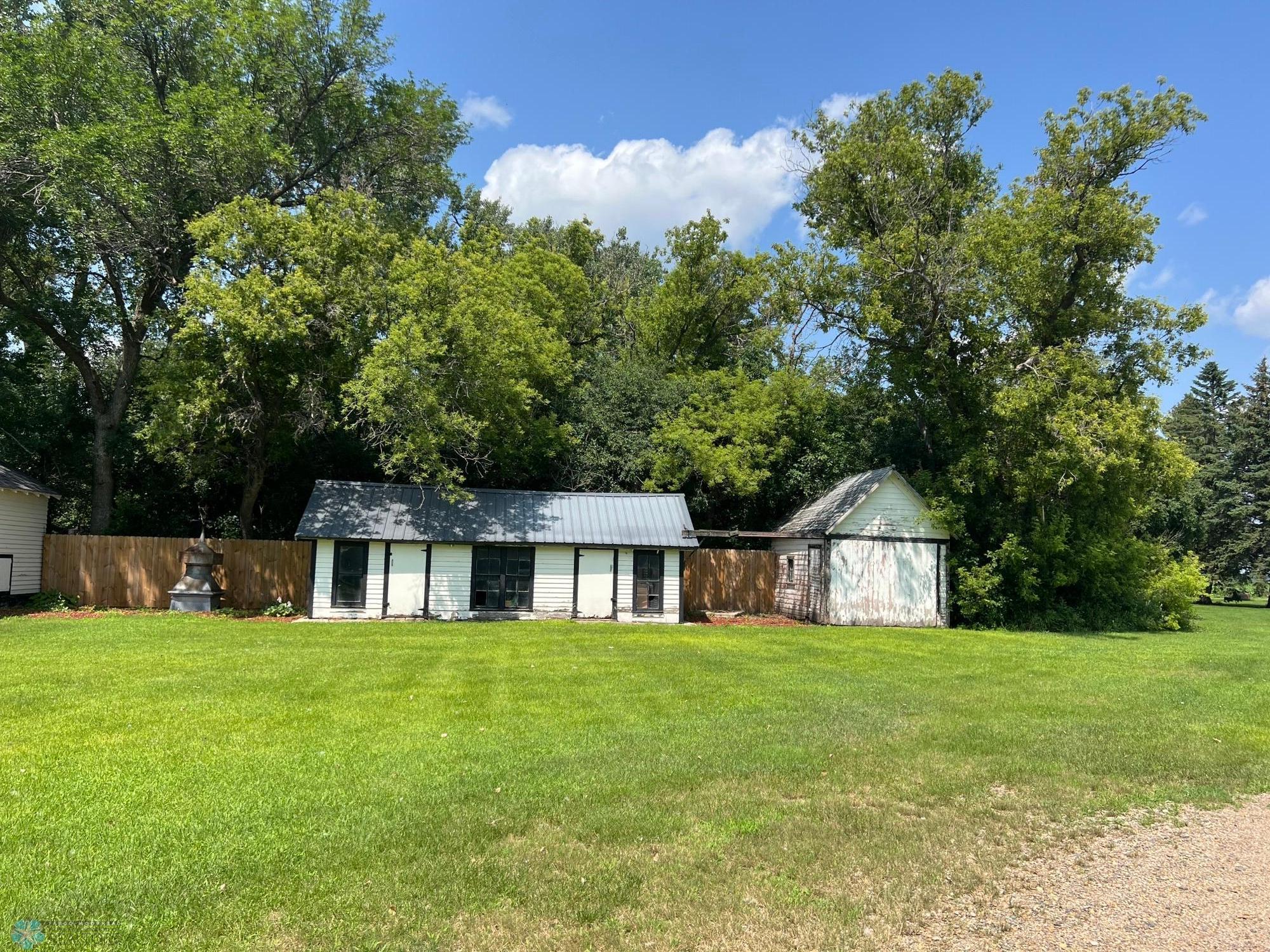 17765 89th Street, Wahpeton, North Dakota image 20