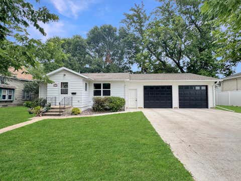 Homes For Sale - 2749 Juniper Avenue<br/> Slayton, MN 56172