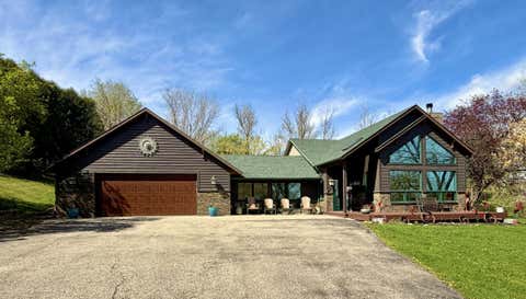 Homes For Sale - 175 6th Lane<br/> Oronoco, MN 55960