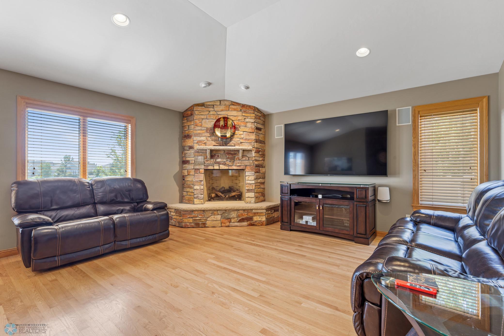 1827 7th Street, West Fargo, North Dakota image 16