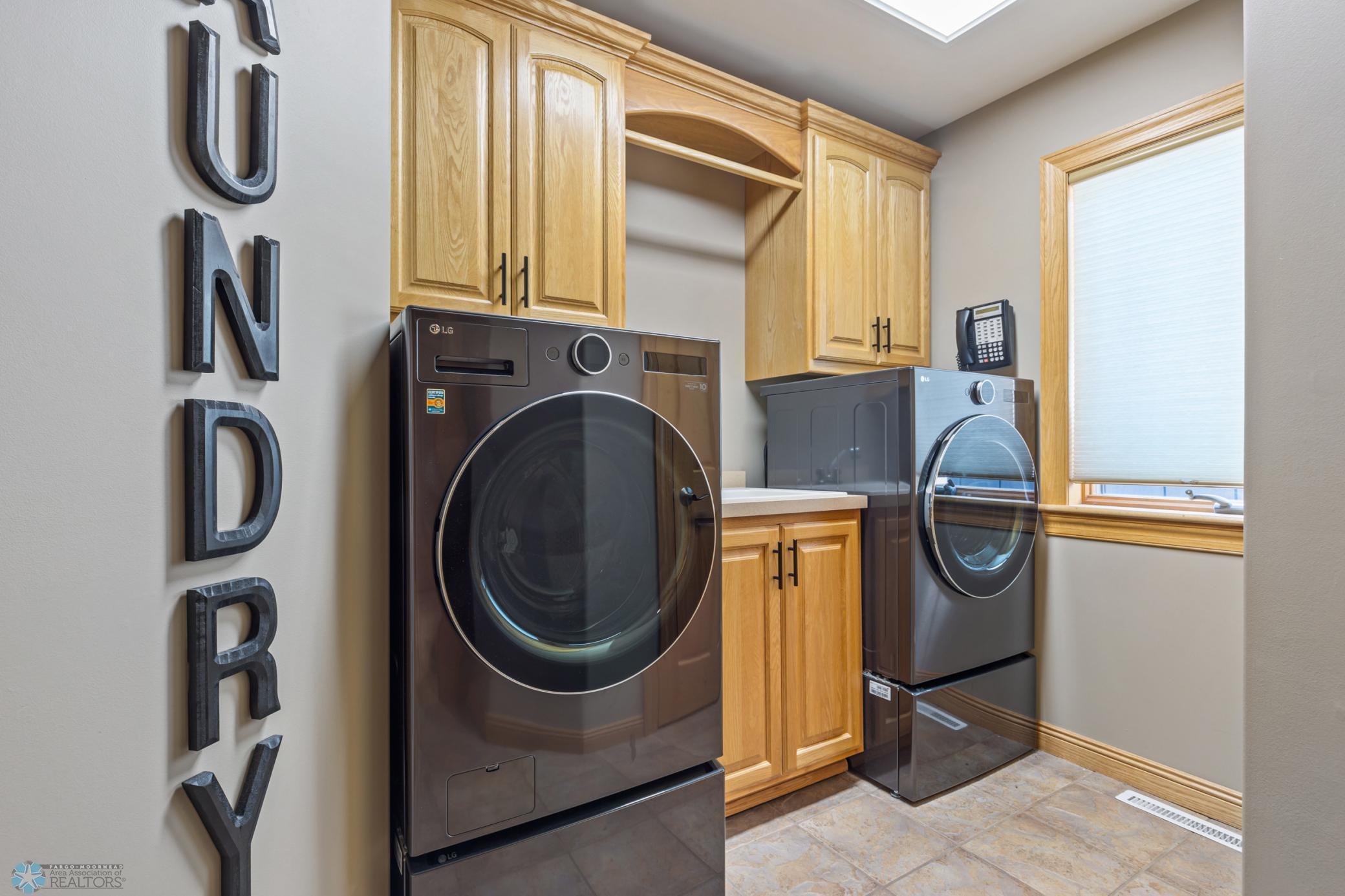 1827 7th Street, West Fargo, North Dakota image 21