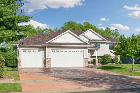 Homes For Sale - 22833 Zion Parkway<br/> Anoka County, Bethel, MN 55005
