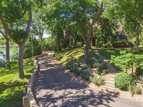 Homes For Sale - 435 Washington Avenue<br/> Hutchinson, MN 55350