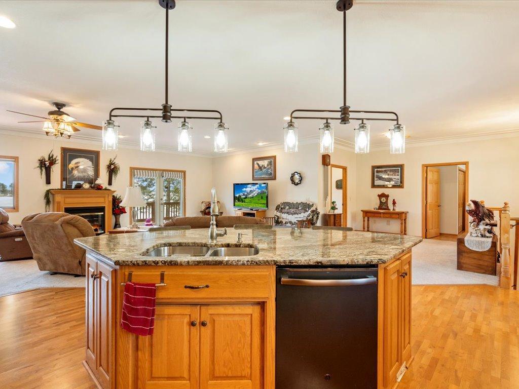 9174 Aloha Lane, Pequot Lakes, Minnesota image 12