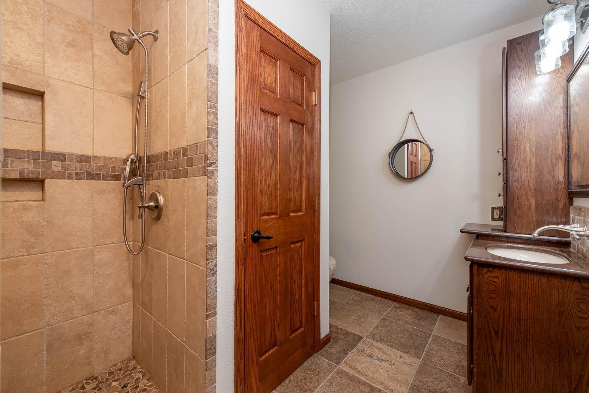 100 N Hill Drive, Mankato, Minnesota image 28