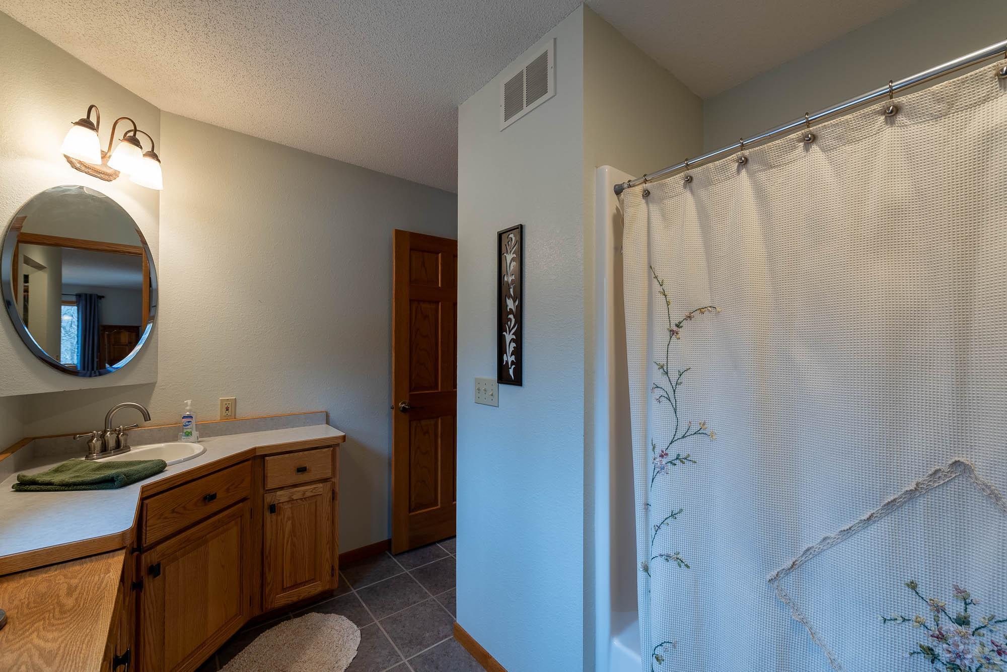 100 N Hill Drive, Mankato, Minnesota image 14