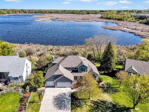 Homes For Sale - 4092 Oakmede Lane<br/> Ramsey County, Saint Paul, MN 55110