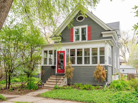 Homes For Sale - 1068 24th Avenue<br/> Hennepin County, Minneapolis, MN 55414