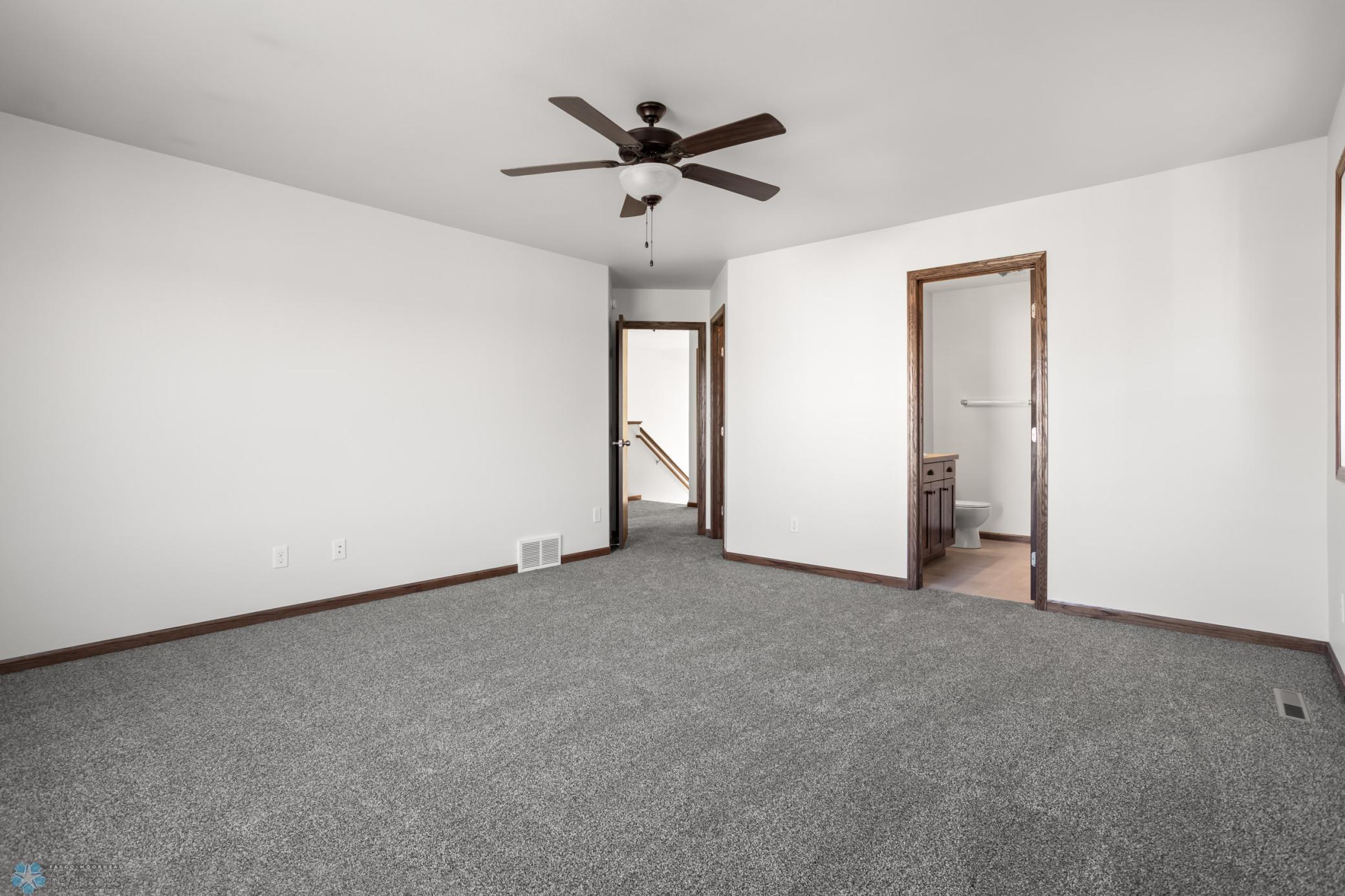 3175 6th Street, West Fargo, North Dakota image 15
