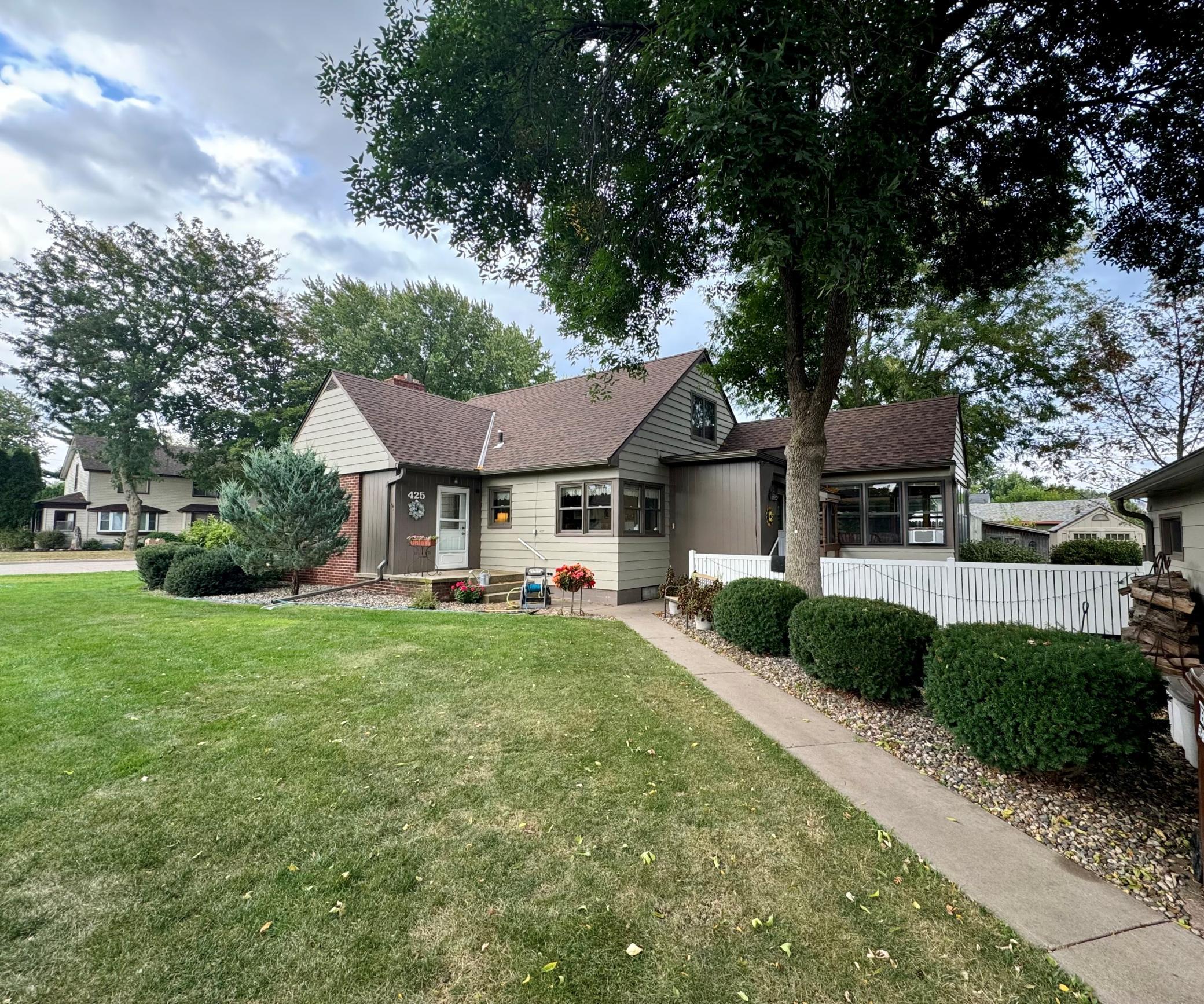 425 Kinnickinnic Street, Prescott, Wisconsin image 2
