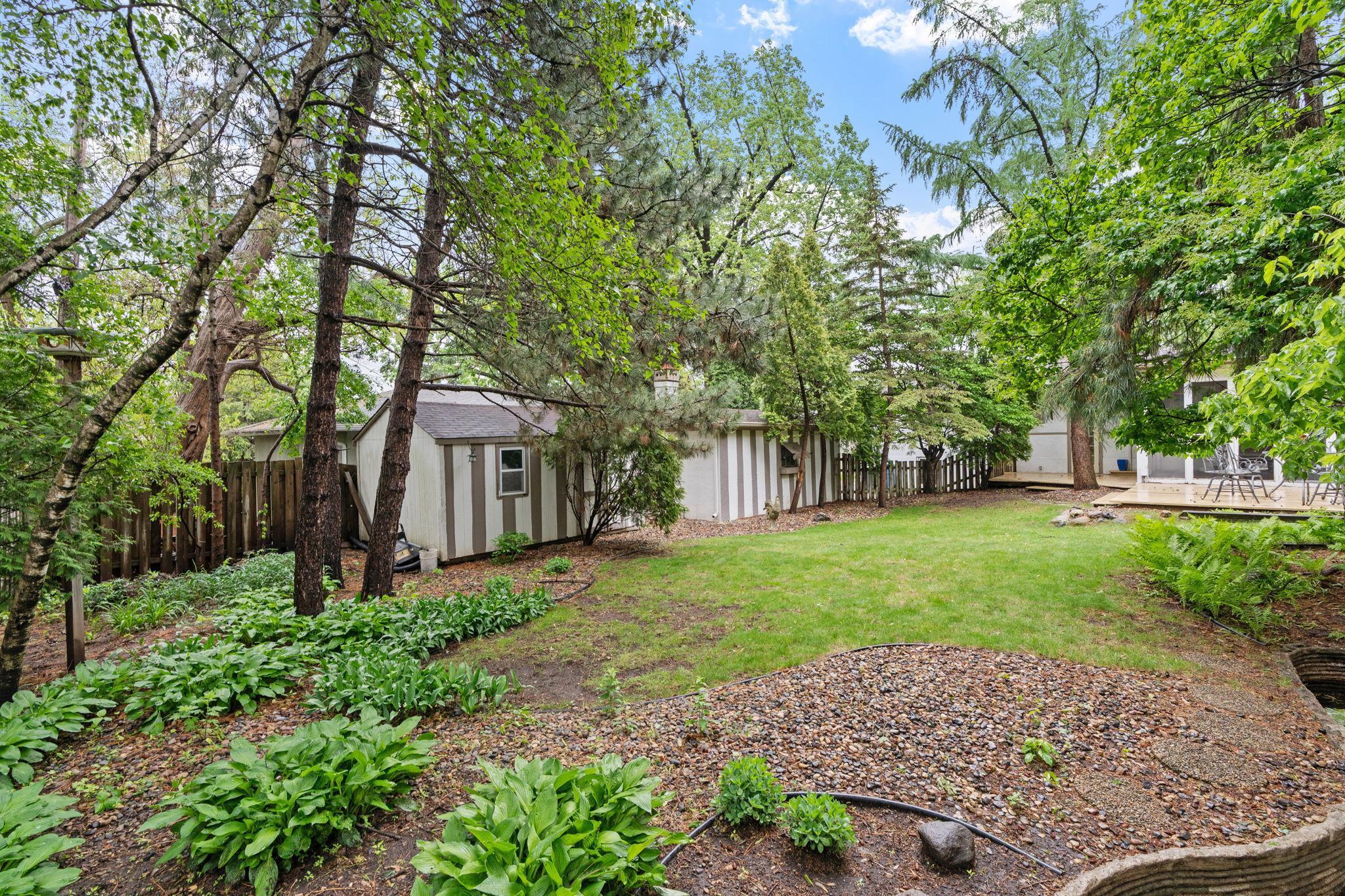 324 W Diamond Lake Road, Minneapolis, Minnesota image 43