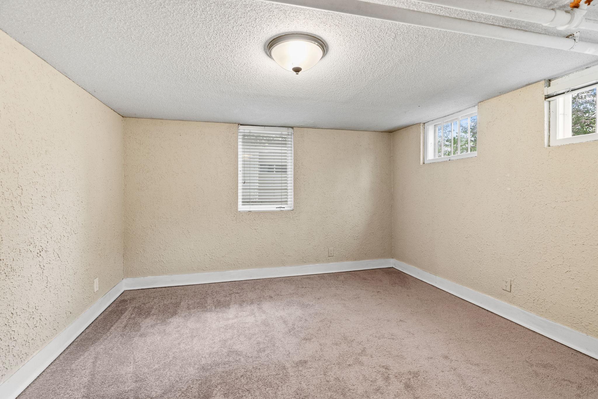 324 W Diamond Lake Road, Minneapolis, Minnesota image 36