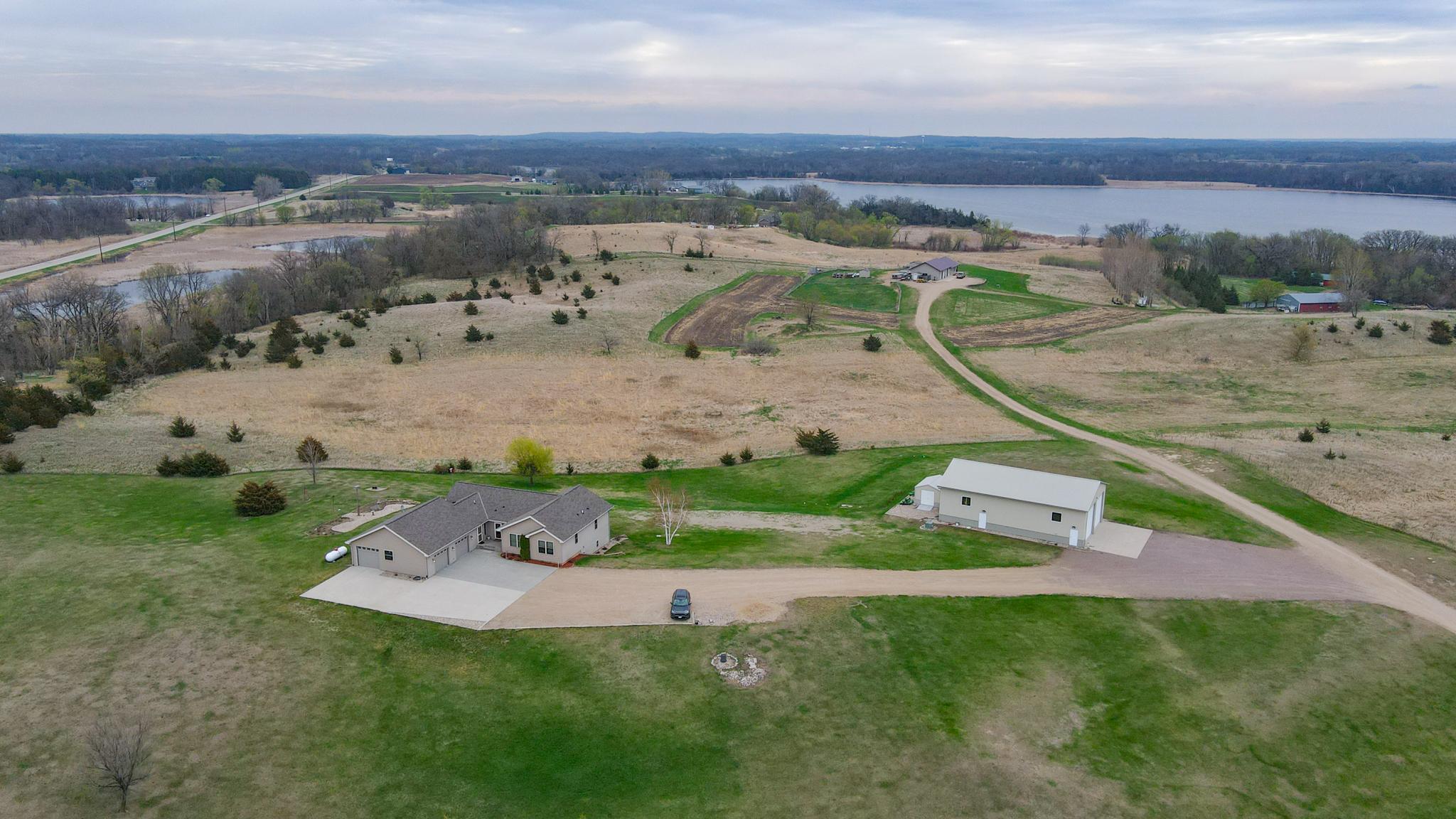 19279 Highway 71, New London, Minnesota image 3