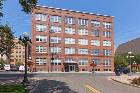 Condo For Sale - 225 9th Street<br/> Saint Paul, MN 55101