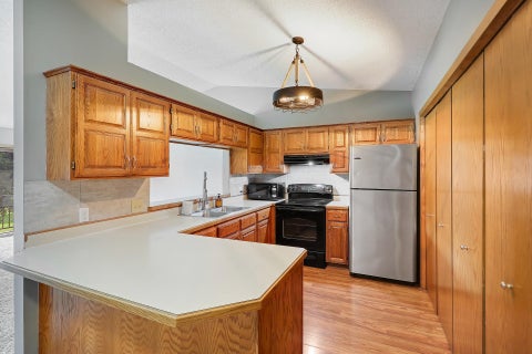 Townhouse For Sale - 11139 Edgewood Circle<br/> Champlin, MN 55316