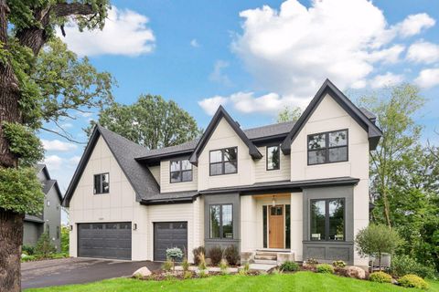 Homes For Sale - 5571 Rolling Hills Parkway<br/> Victoria, MN 55318