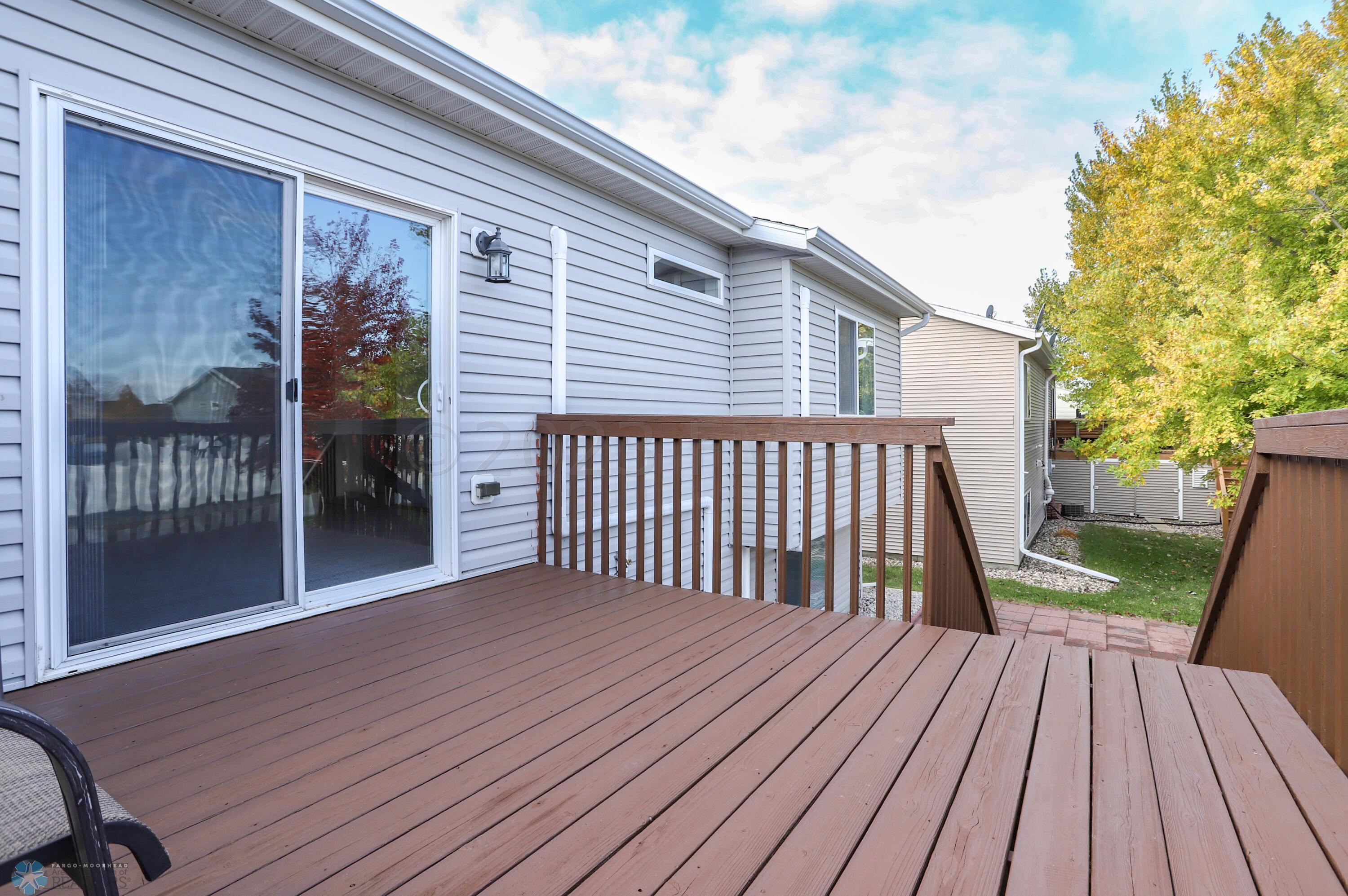 Fargo, North Dakota 58104, United States, 4 Bedrooms Bedrooms, ,2 BathroomsBathrooms,Residential,Pending,60040