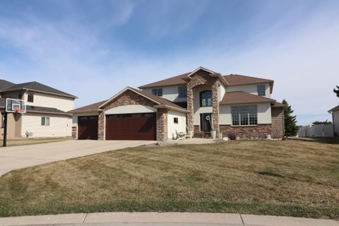 Homes For Sale - 736 Augusta Place<br/> Cass County, West Fargo, ND 58078