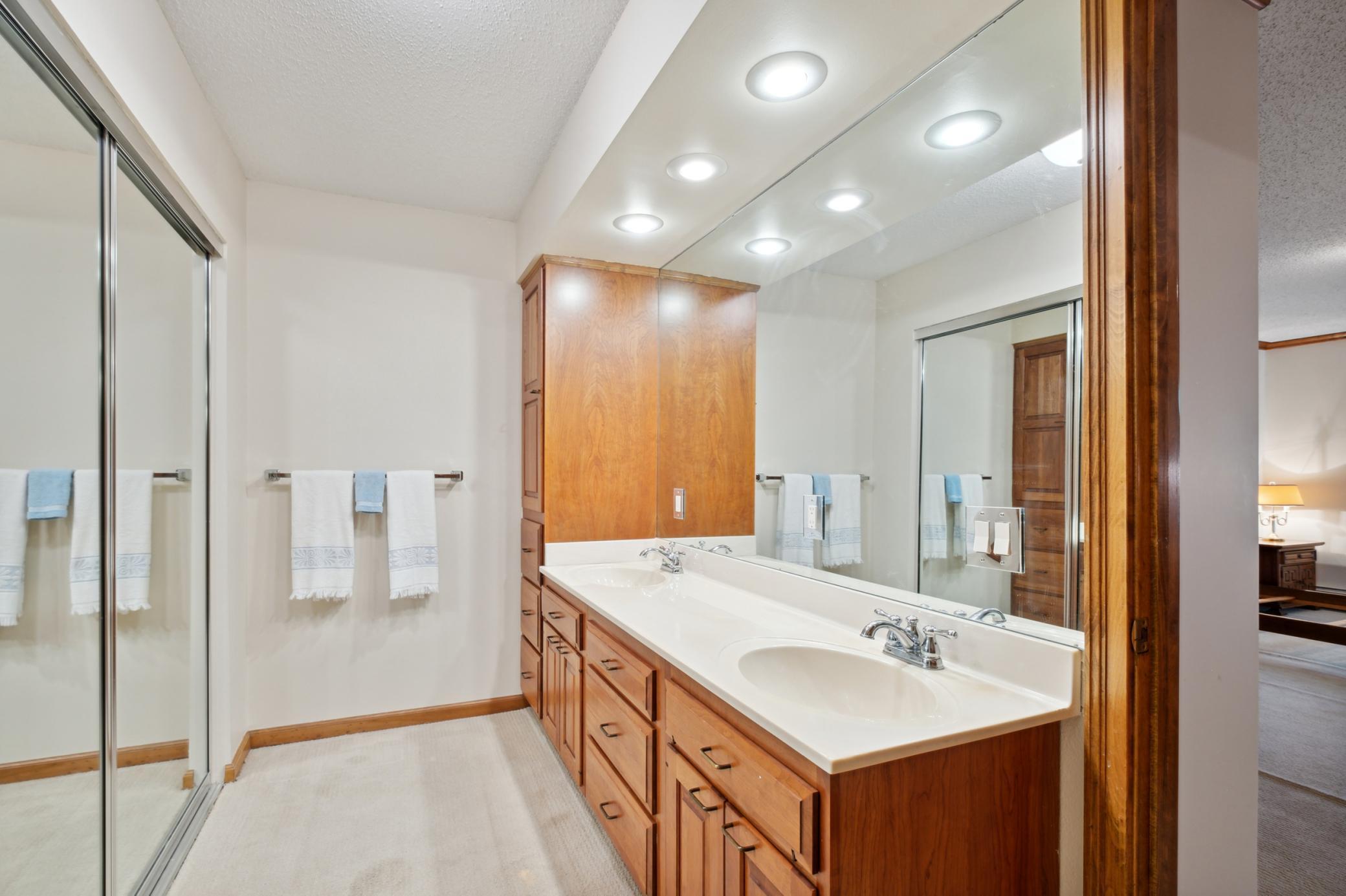 5601 Dewey Hill Road #113, Minneapolis, Minnesota image 12