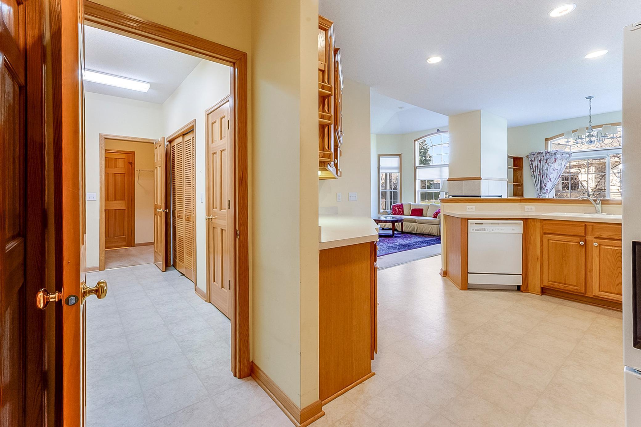 14445 Freesia Way, Saint Paul, Minnesota image 29