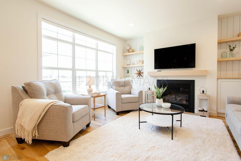 West Fargo, North Dakota 58078, United States, 3 Bedrooms Bedrooms, ,3 BathroomsBathrooms,Residential,Pending,60077