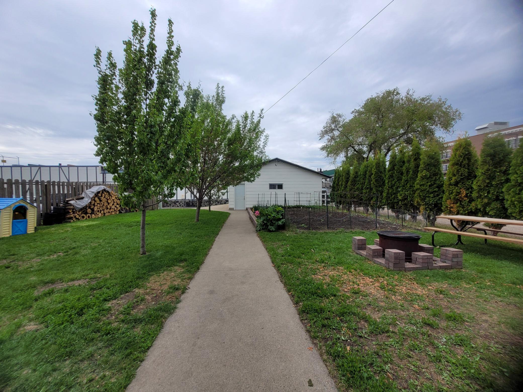 406 Hawthorne Street, Alexandria, Minnesota image 4