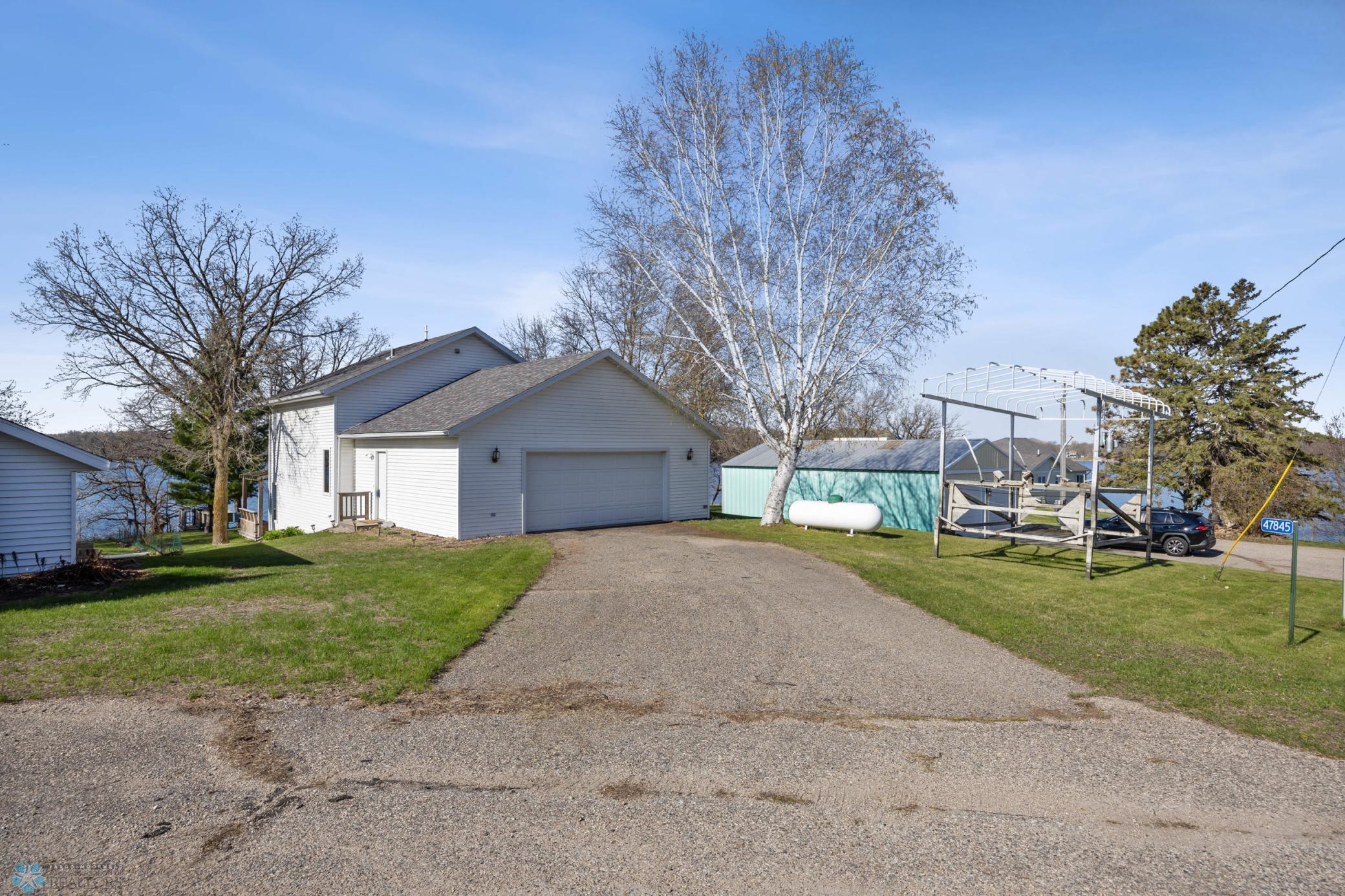 47845 Henry Hill Lane, Pelican Rapids, Minnesota image 45