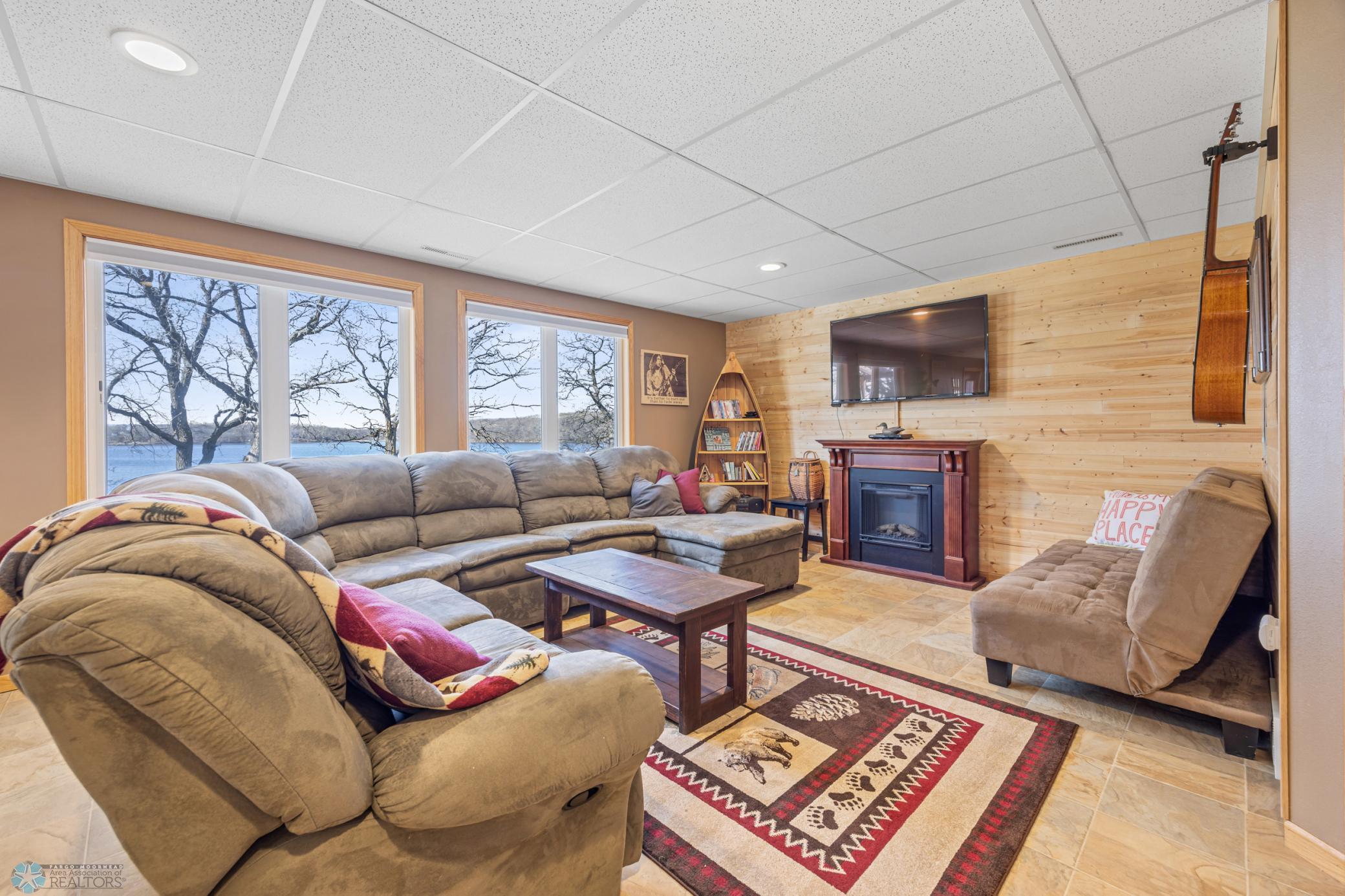 47845 Henry Hill Lane, Pelican Rapids, Minnesota image 27