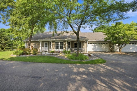 Townhouse For Sale - 14702 Oak Run Lane<br/> Burnsville, MN 55306
