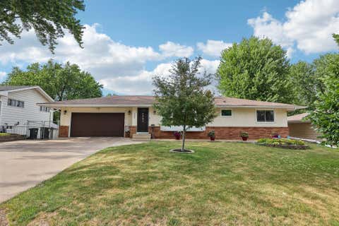 Homes For Sale - 3403 71st Street<br/> Inver Grove Heights, MN 55076