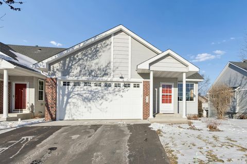 Townhouse For Sale - 11052 16th Street<br/> Saint Michael, MN 55376