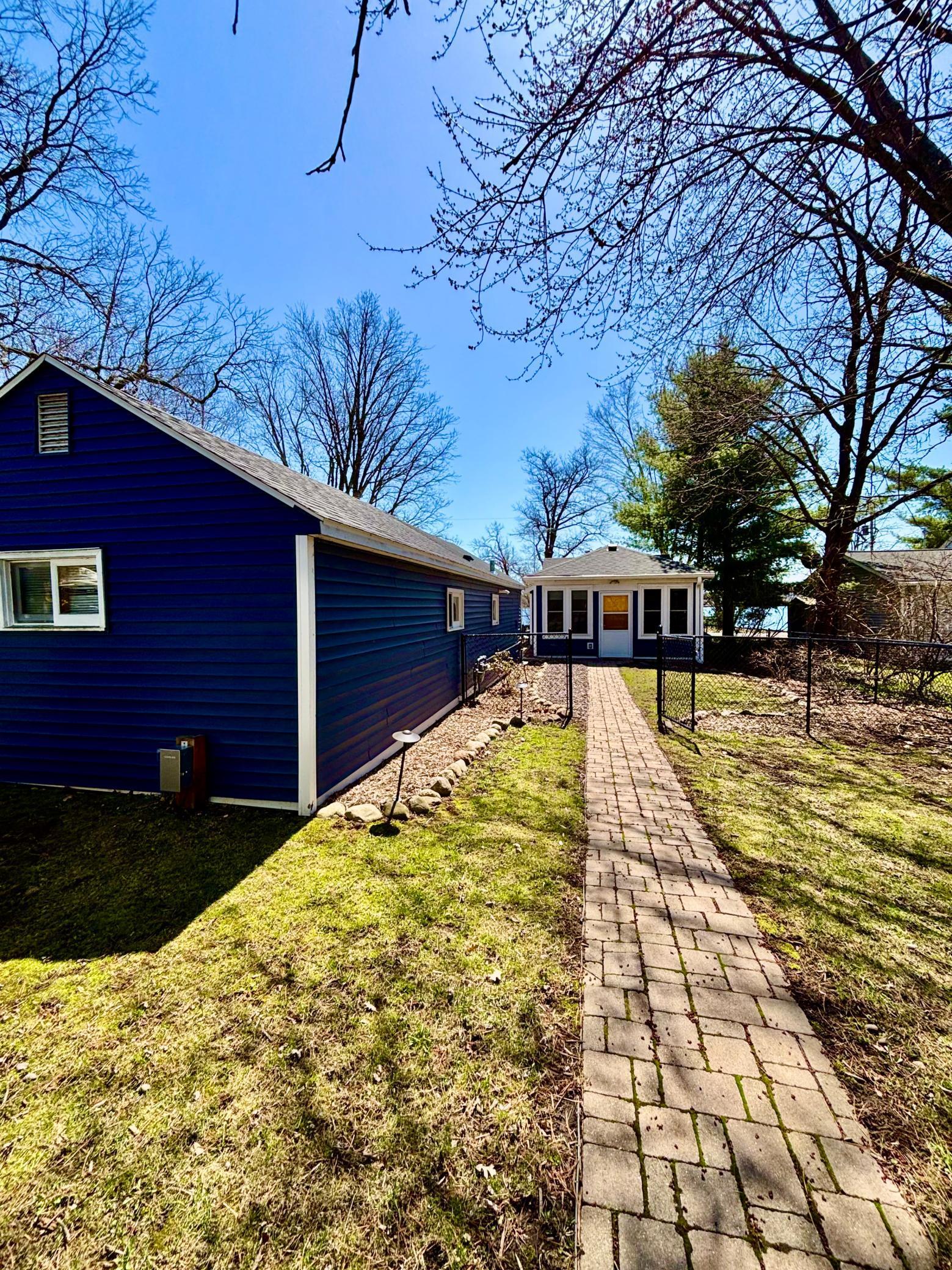 1111 N Shore Drive, Luck, Wisconsin image 7