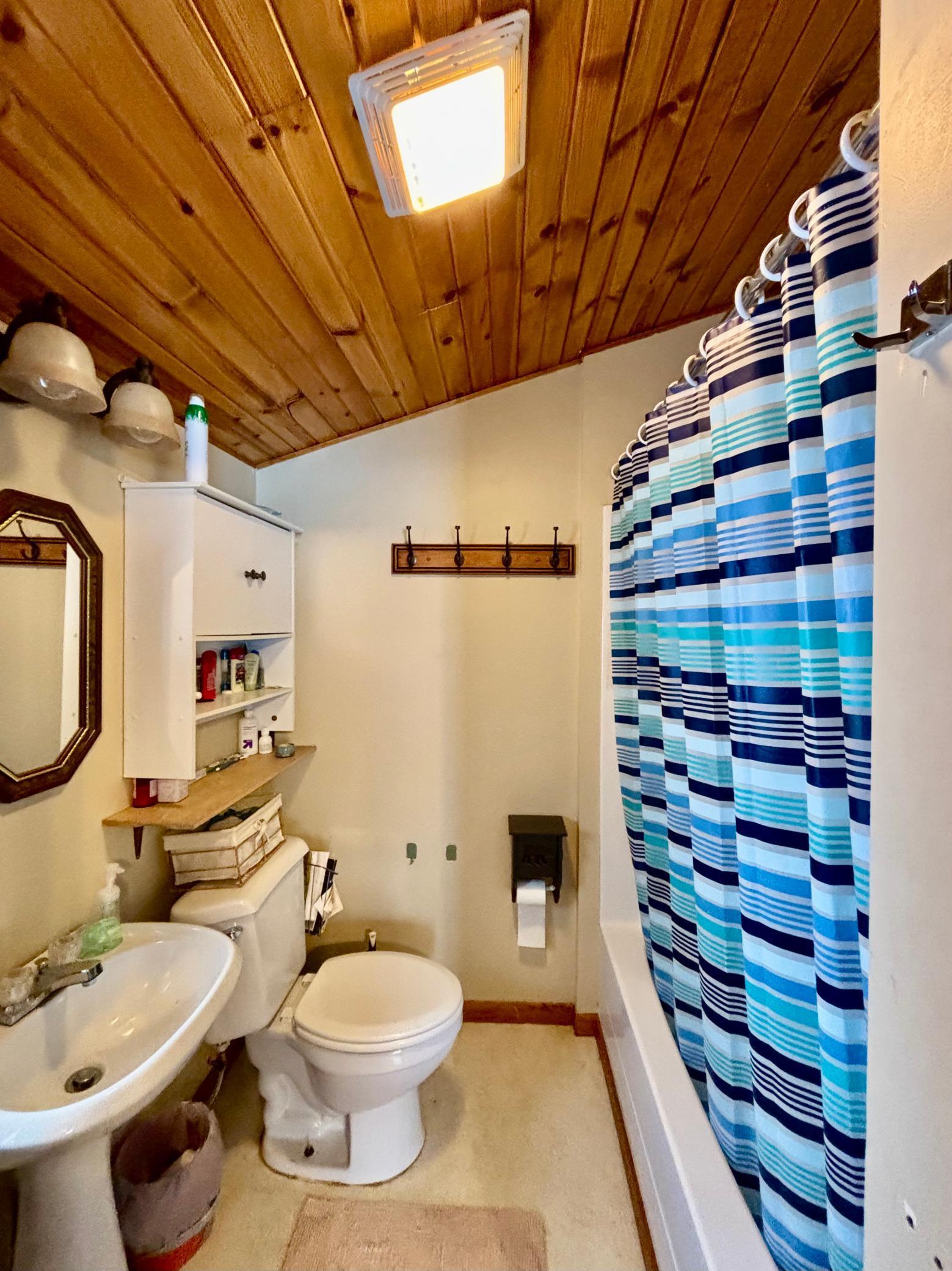 1111 N Shore Drive, Luck, Wisconsin image 9