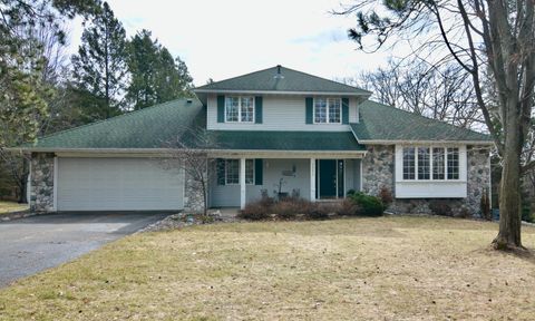 Homes For Sale - 26275 Woodlands Parkway<br/> Zimmerman, MN 55398