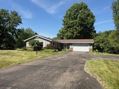 Homes For Sale - 8381 Annalisa Path<br/> Dakota County, Inver Grove Heights, MN 55077