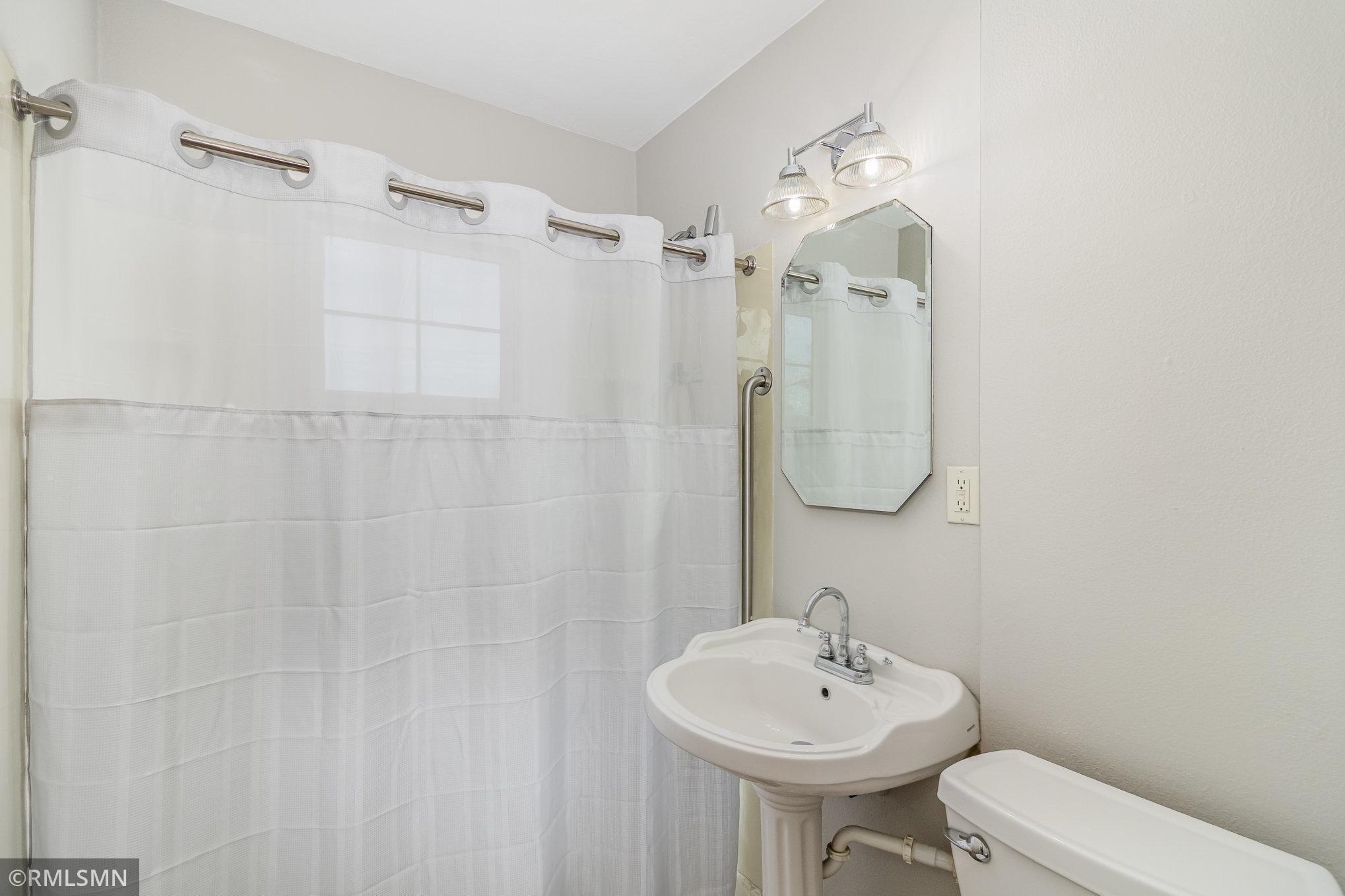843 Howard Street, Saint Paul, Minnesota image 18