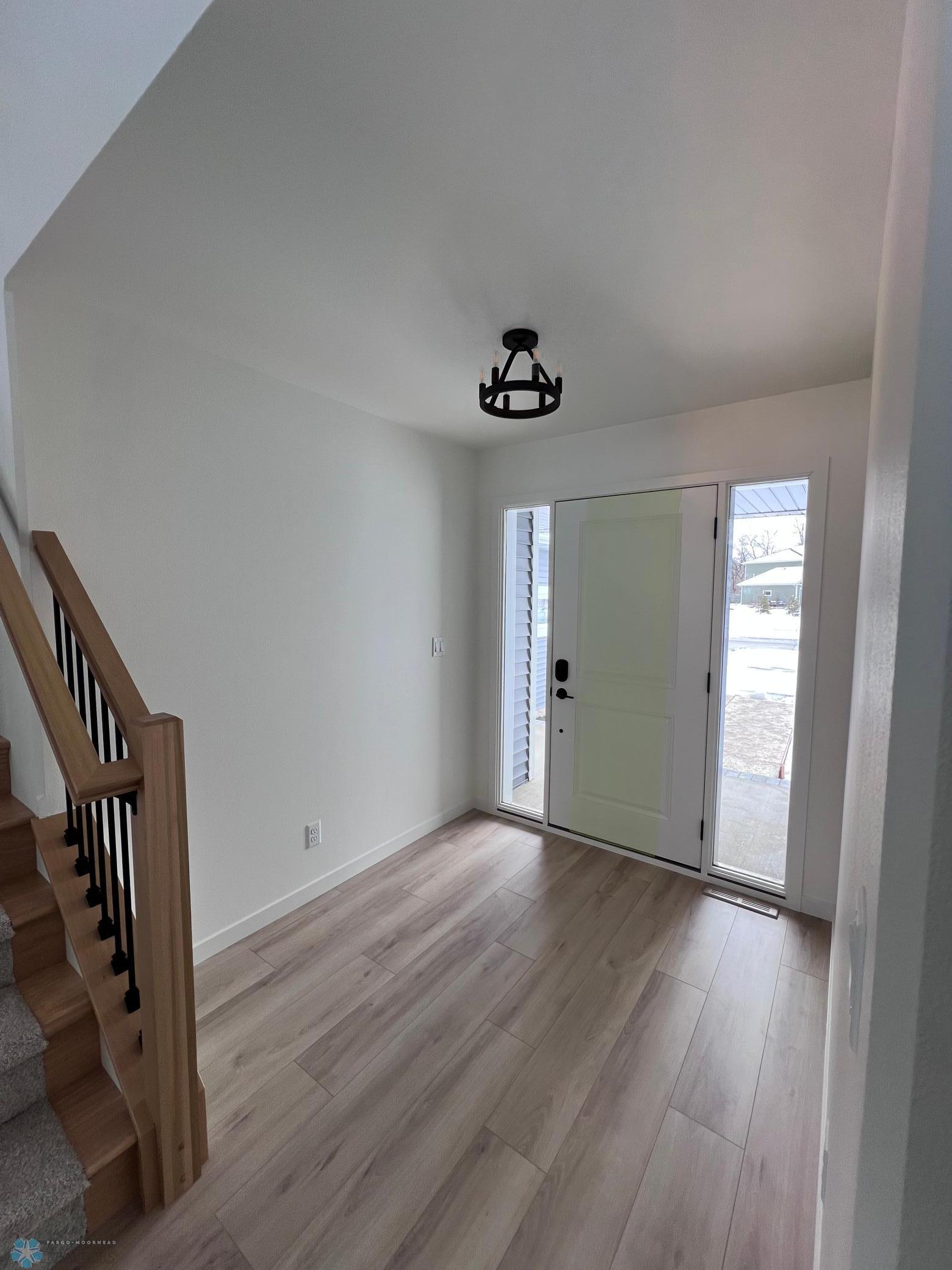 Horace, North Dakota 58047, United States, 5 Bedrooms Bedrooms, ,2 BathroomsBathrooms,Residential,Pending,102747