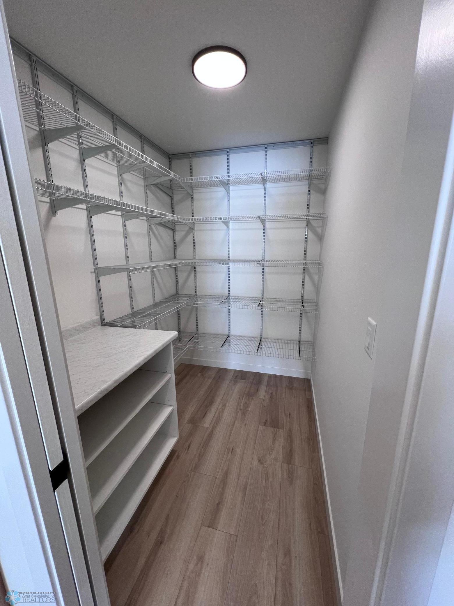 Horace, North Dakota 58047, United States, 5 Bedrooms Bedrooms, ,2 BathroomsBathrooms,Residential,Pending,102747