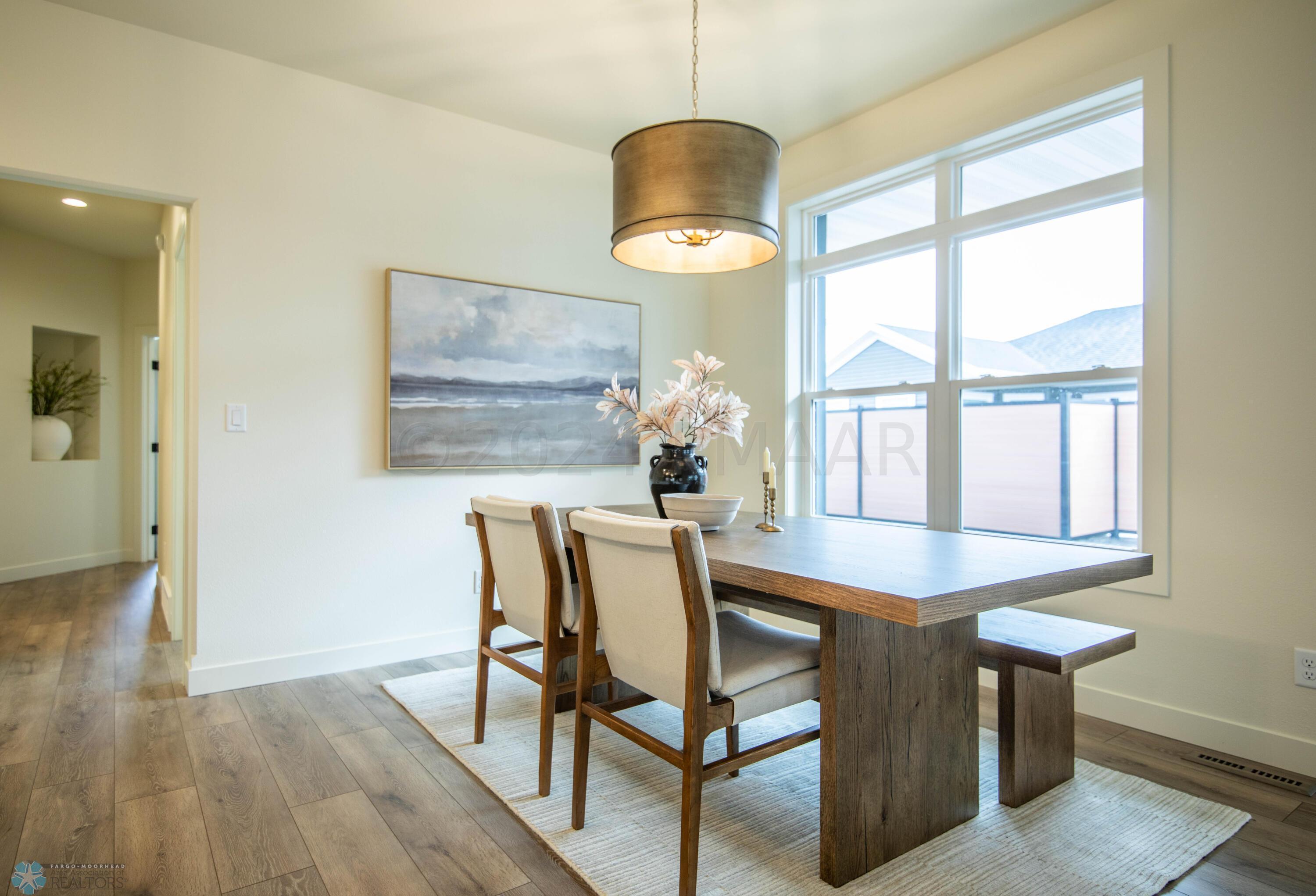 West Fargo, North Dakota 58078, United States, 2 Bedrooms Bedrooms, ,2 BathroomsBathrooms,Residential,Pending,60031