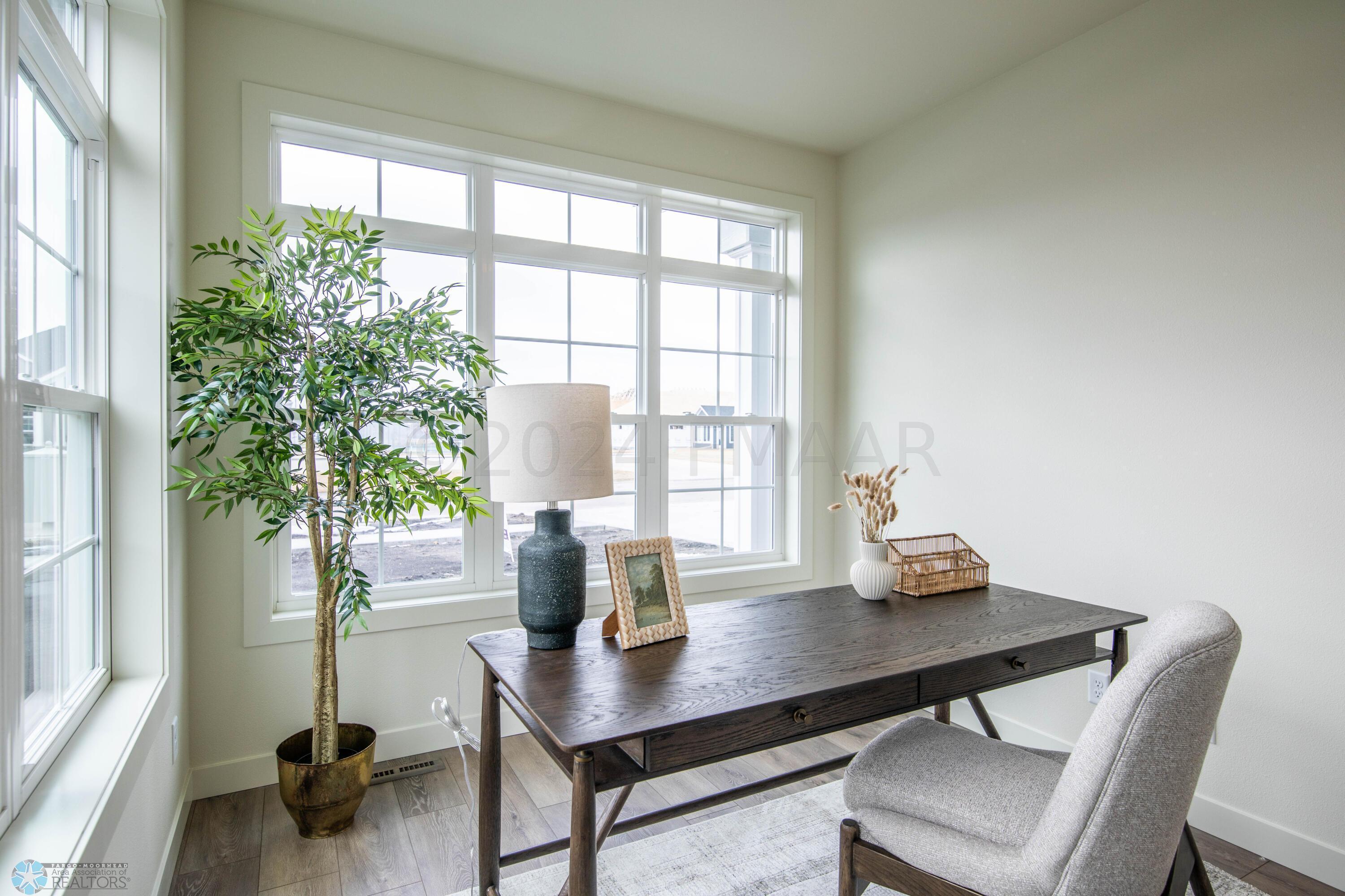 West Fargo, North Dakota 58078, United States, 2 Bedrooms Bedrooms, ,2 BathroomsBathrooms,Residential,Pending,60031