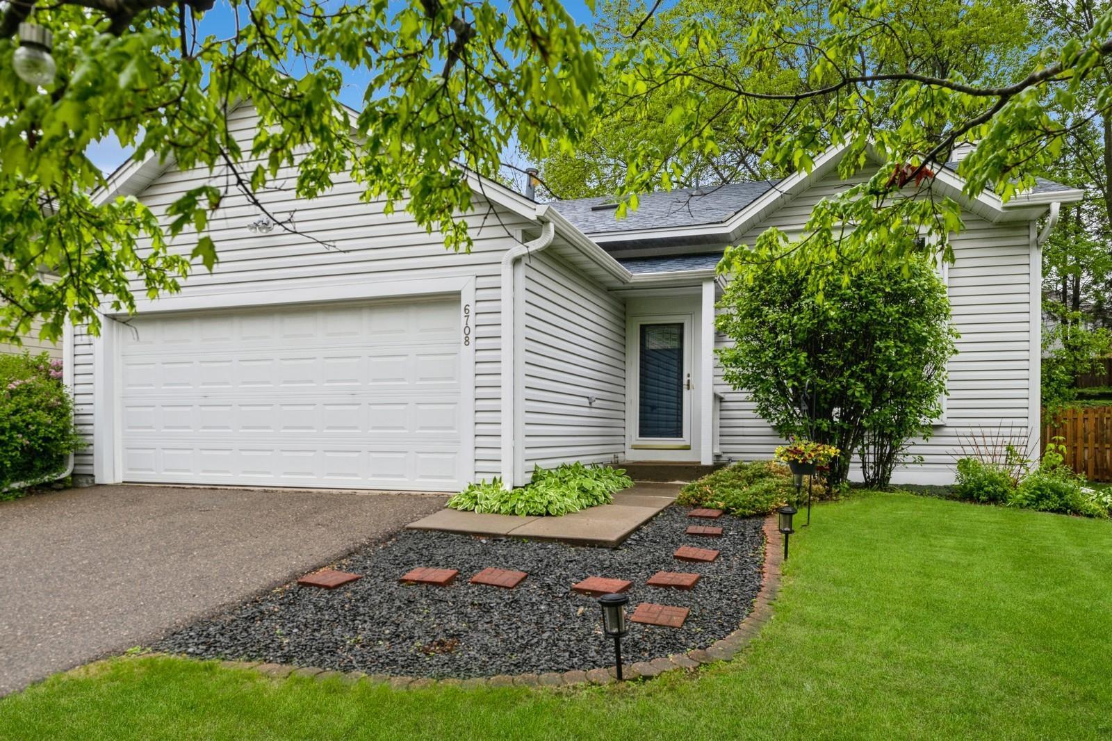 6708 Amherst Lane, Eden Prairie, Minnesota image 6